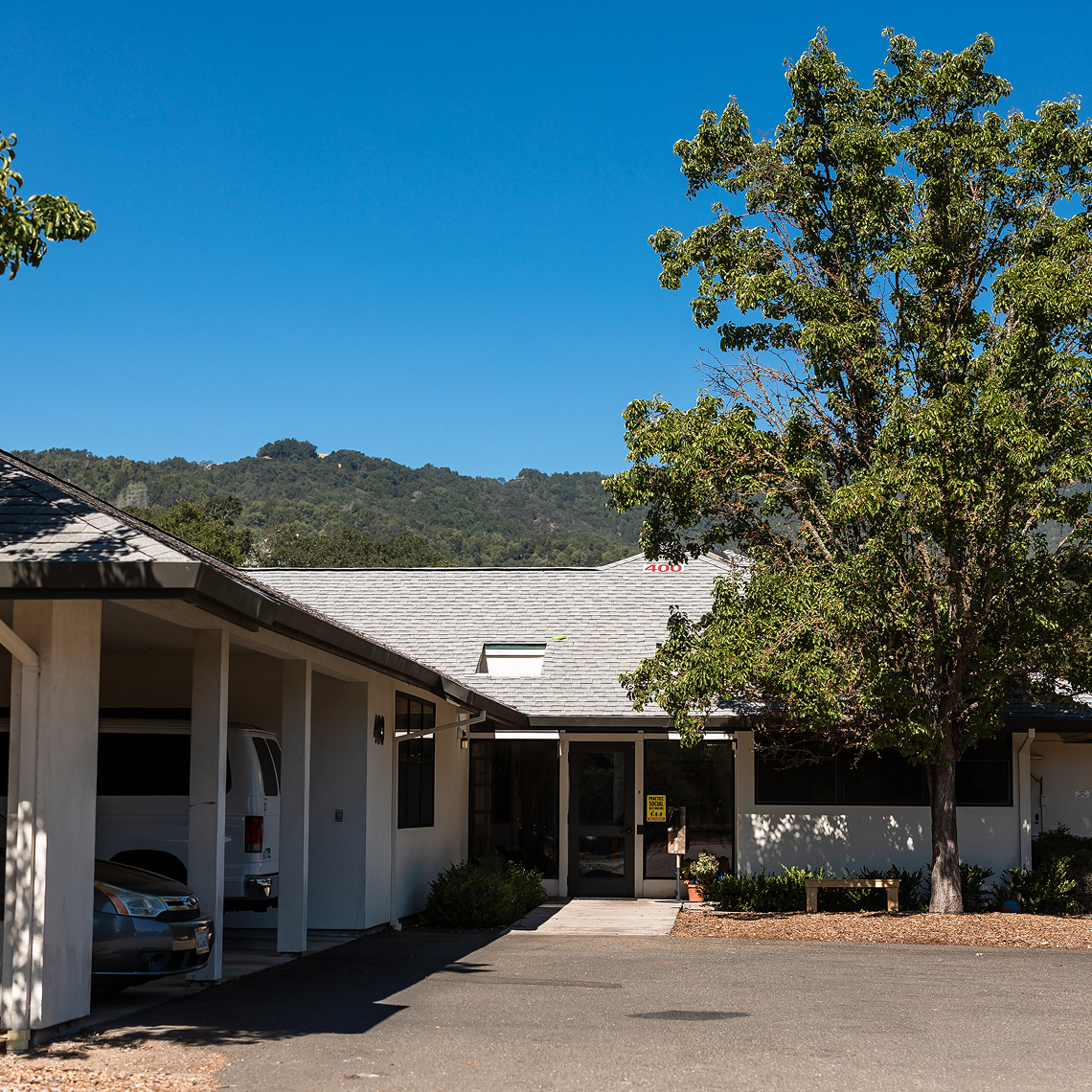 Exterior view of a Hanna Academy campus building.